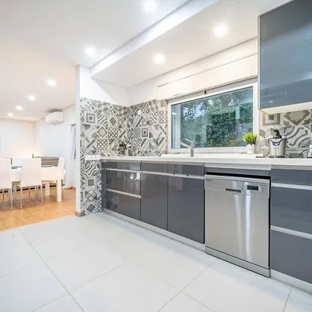 Veneza By Hellovacations * البوفيرا