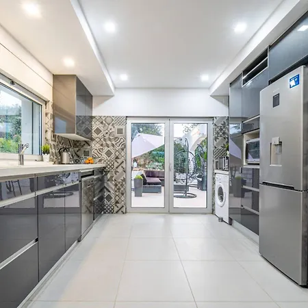 Veneza By Hellovacations فيلة