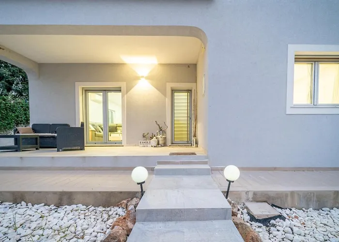 Veneza By Hellovacations *