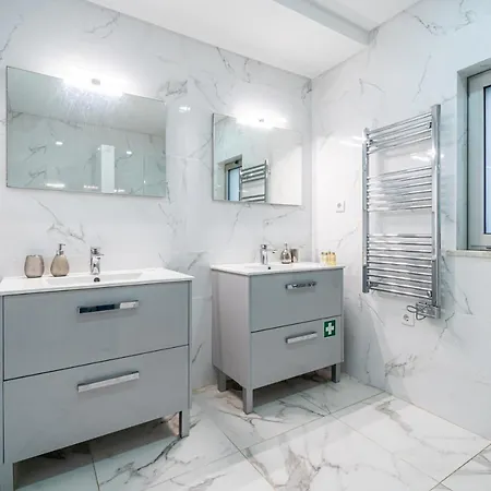 Vila Veneza By Hellovacations